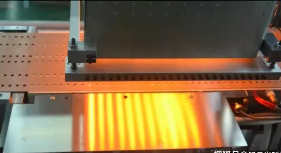 Smart lock repair heating lamp