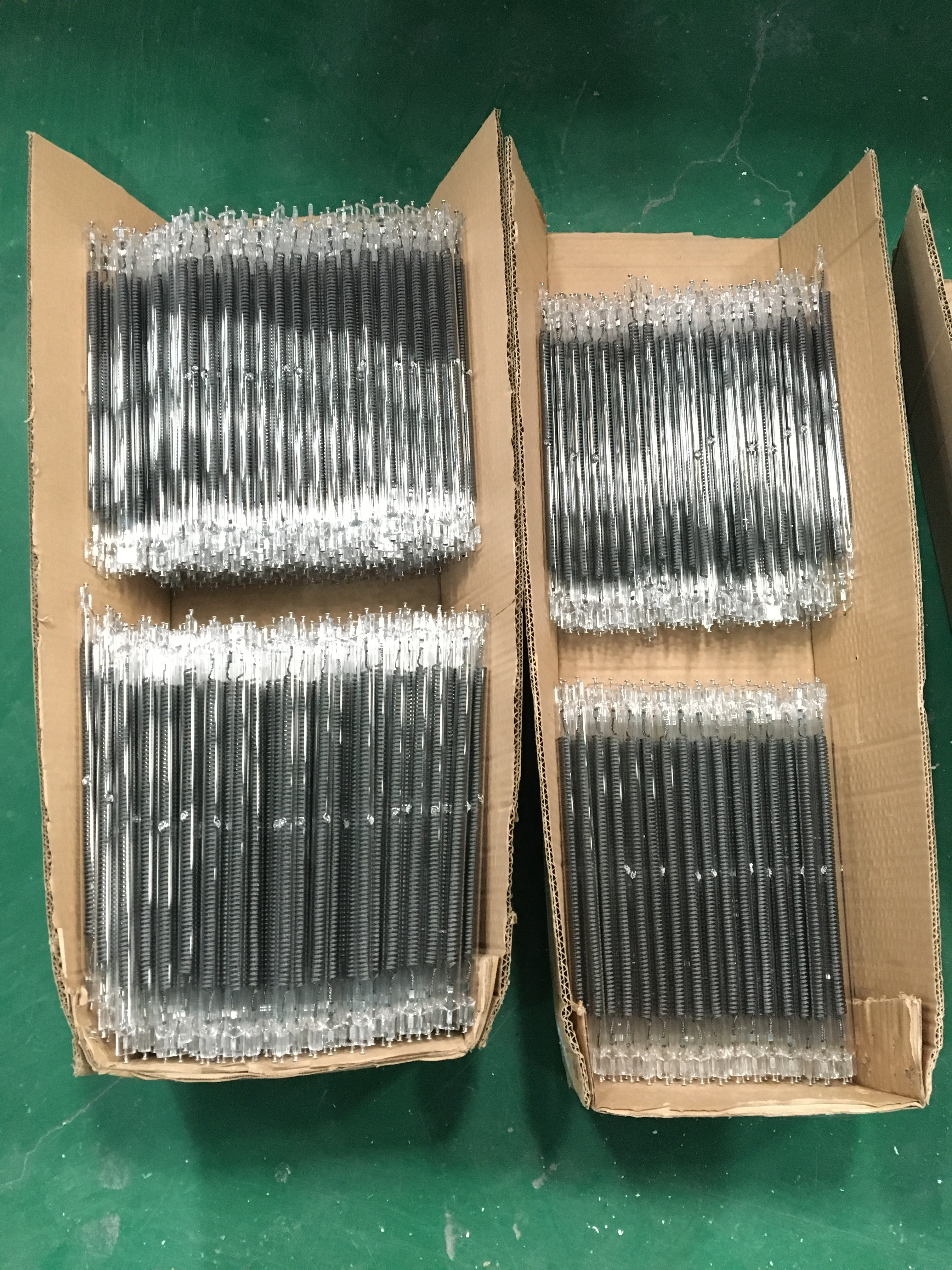 Lampă de încălzire cu infraroșu încălzitor din fibră de carbon 390mm